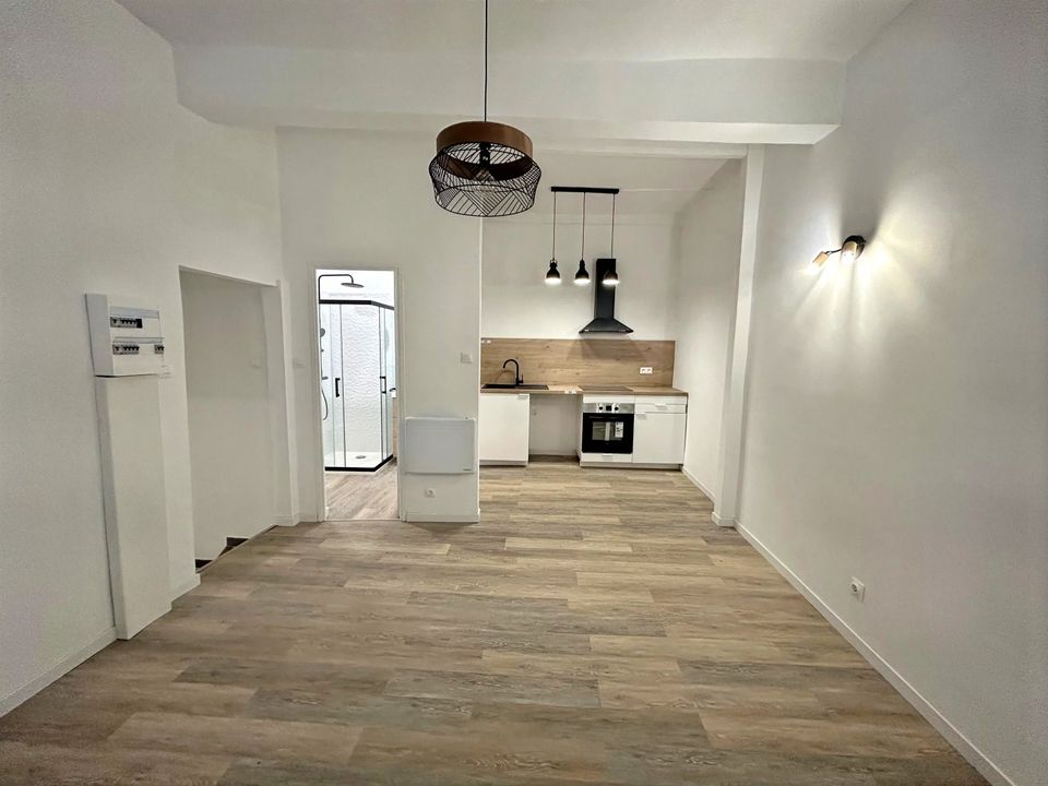 Lejlighed i La Ciotat, Bouches-du-Rhone - foto 1
