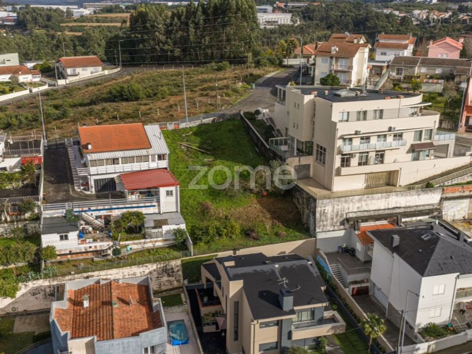 Helårsgrund i Pedroso, Porto - foto 1