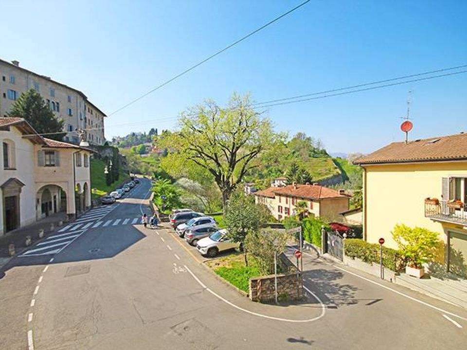 Lejlighed i Bergamo, Bergamo - foto 4