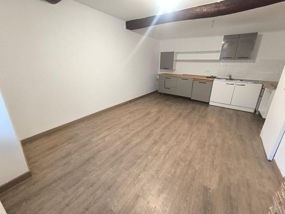 Landsbyhus i Le Boulou, Pyrenees-Orientales - foto 2