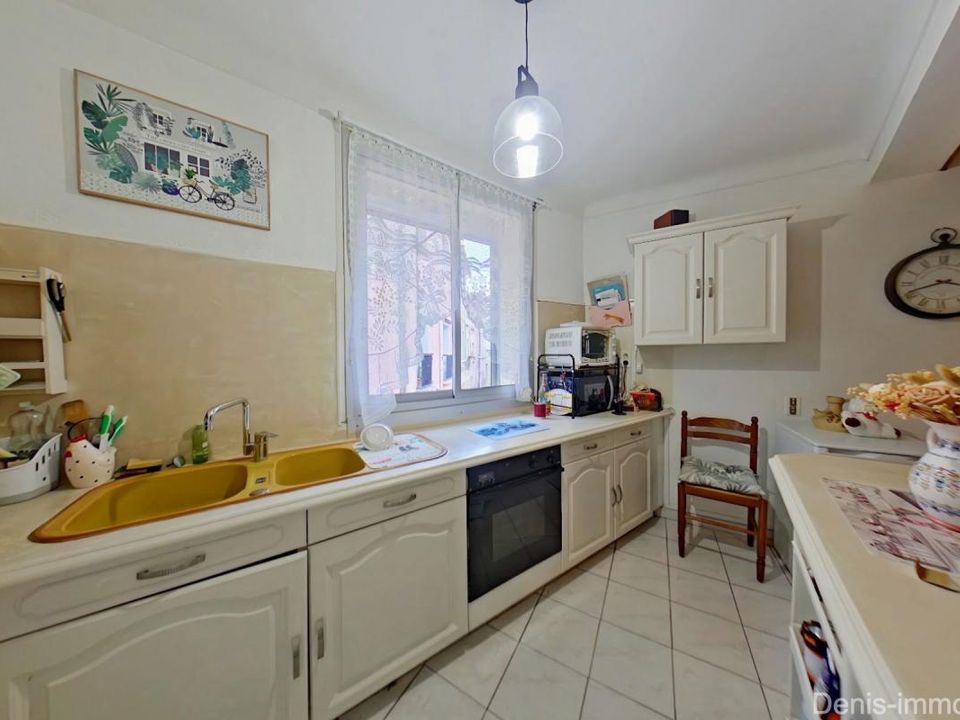 Landsbyhus i Rivesaltes, Pyrenees-Orientales - foto 1