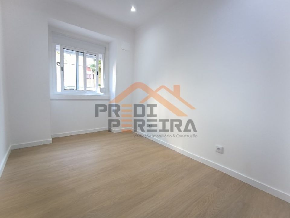 Lejlighed i Amadora, Lisbon - foto 4