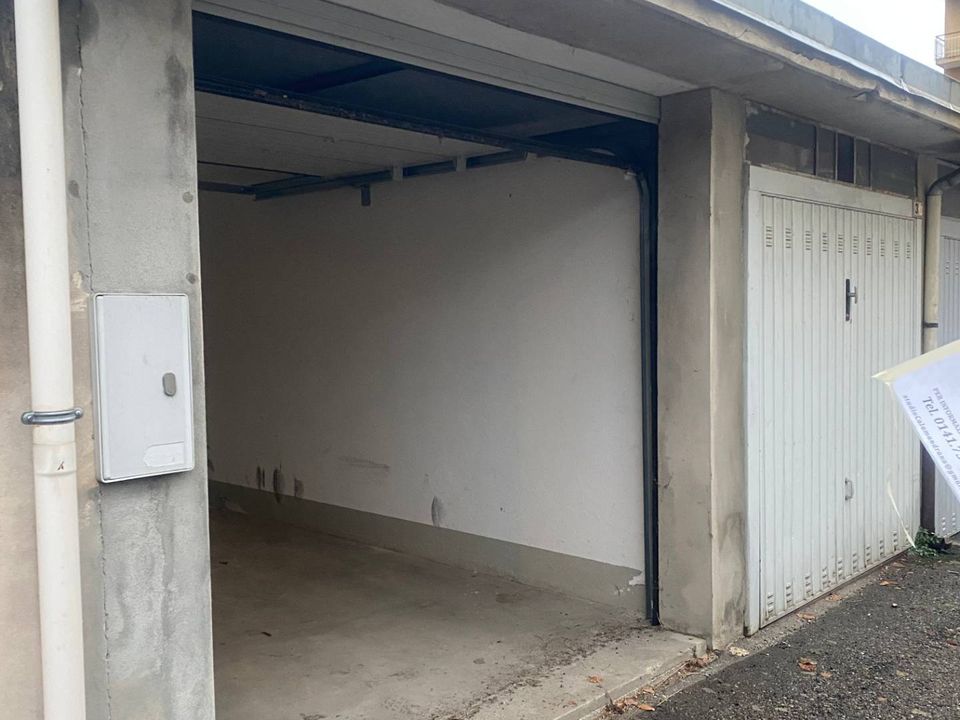 Parkeringsplass i Canelli, Asti - bilde 4