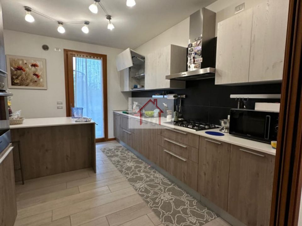 Rækkehus i Giavera del Montello, Treviso - foto 1