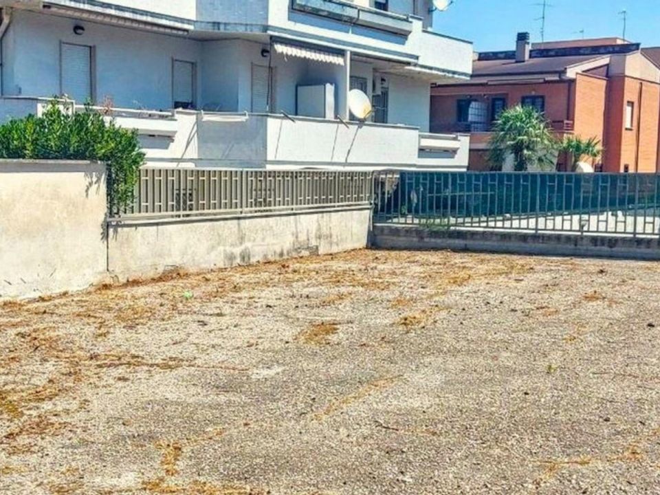 Erhvervsejendom i Nettuno, Rome - foto 4