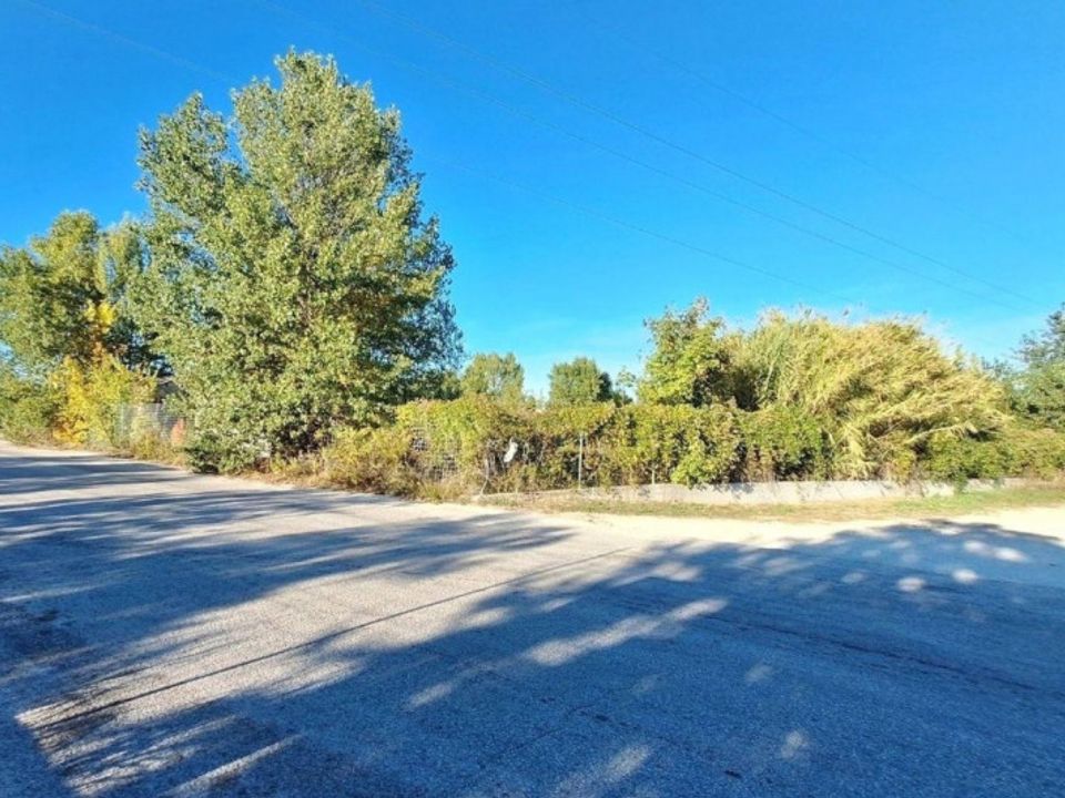 Helårsgrund i Monte Roberto, Ancona - foto 2