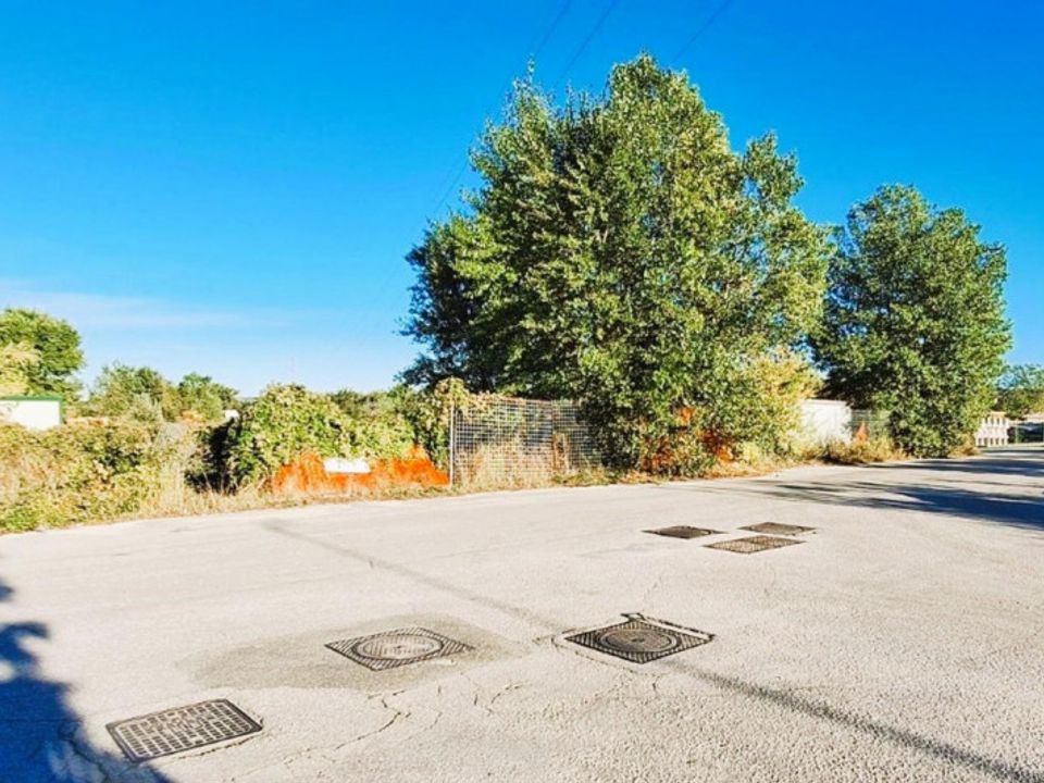 Helårsgrund i Monte Roberto, Ancona - foto 4
