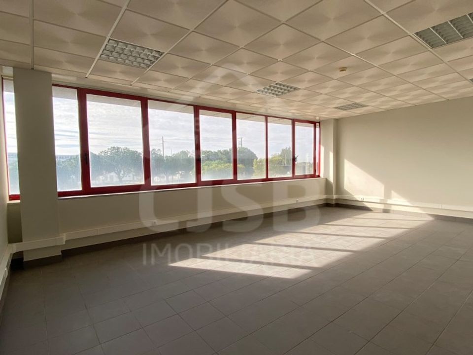 Erhvervsejendom i Samora Correia, Santarem - foto 2
