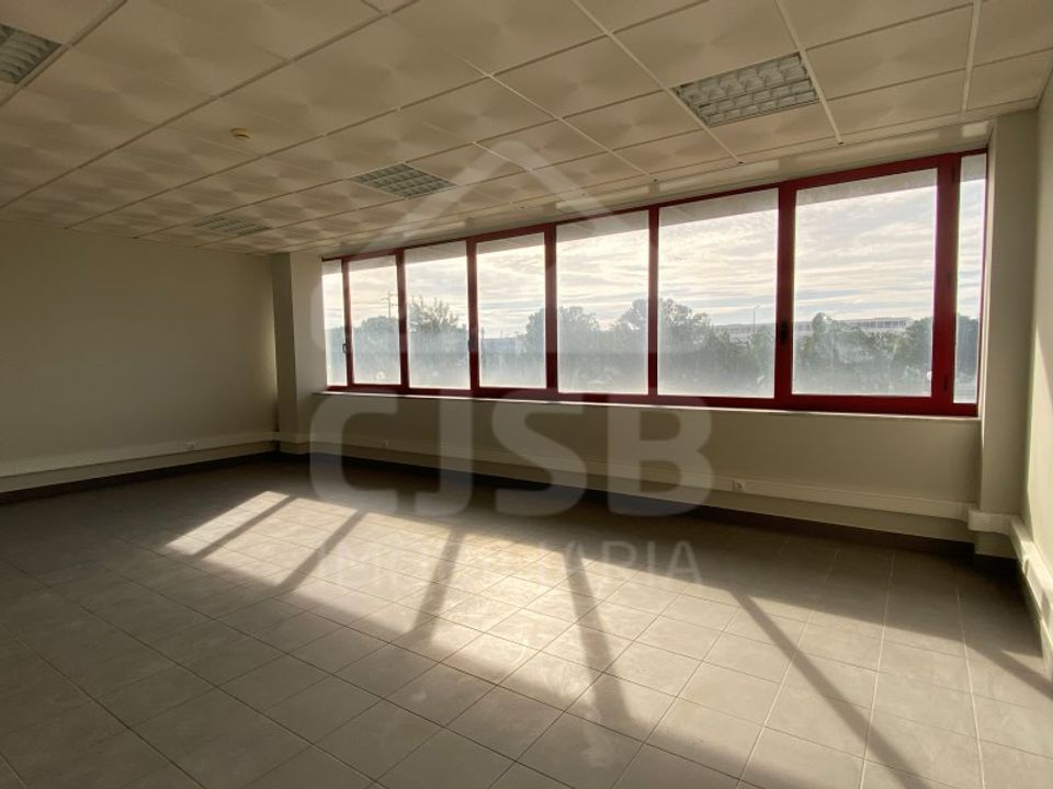 Erhvervsejendom i Samora Correia, Santarem - foto 3