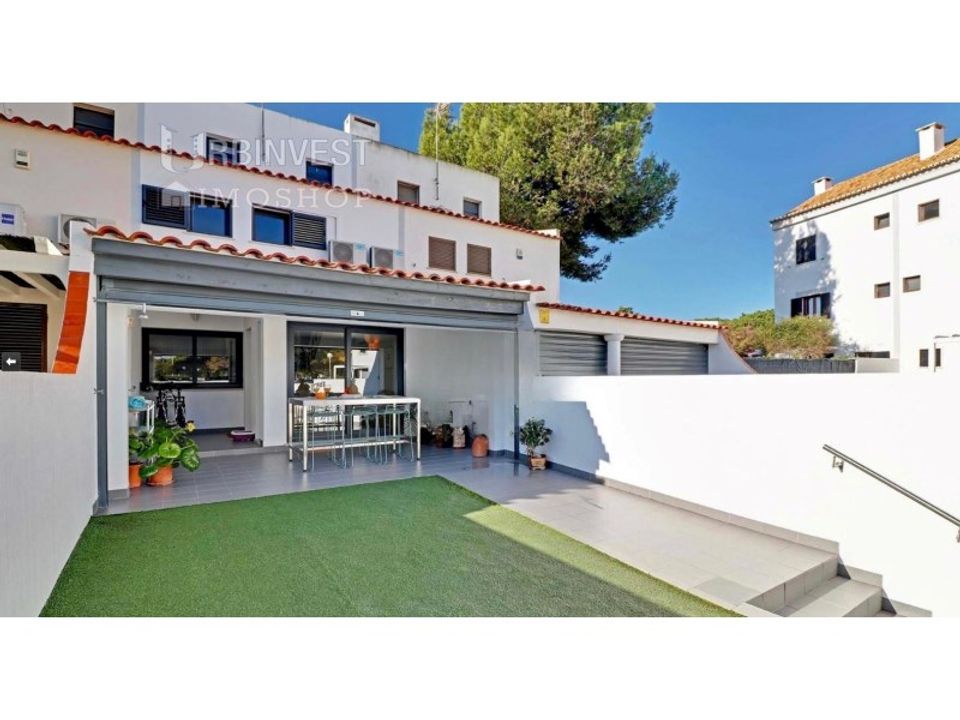 Villa i Quarteira, Faro - foto 1