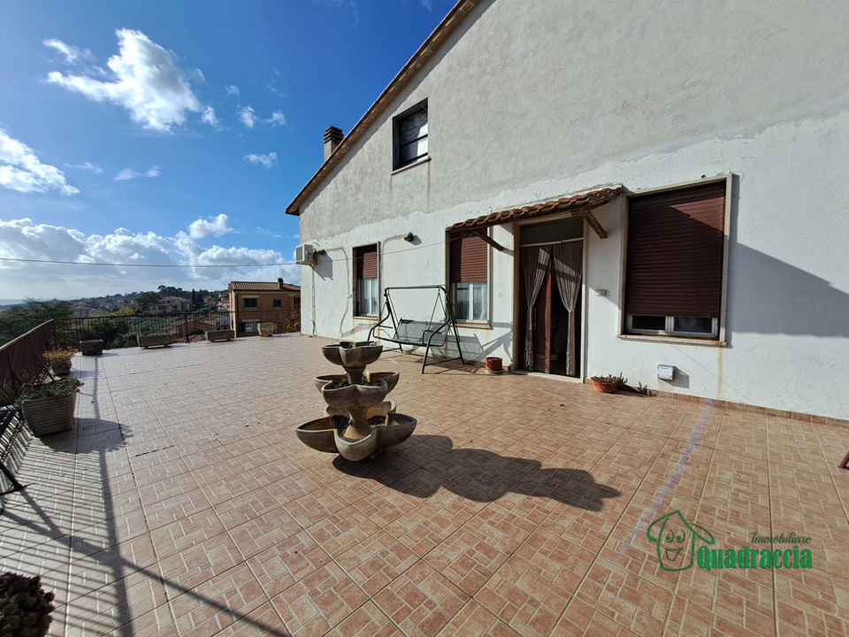Lejlighed i Amelia, Terni - foto 1