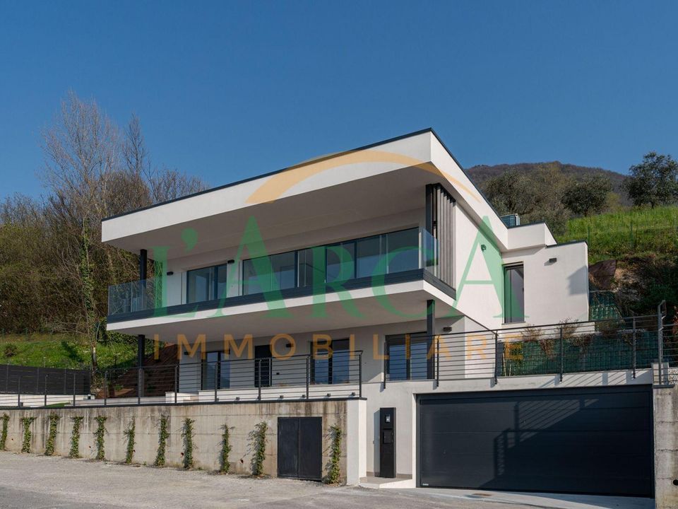 Villa i Sale Marasino, Brescia - foto 2