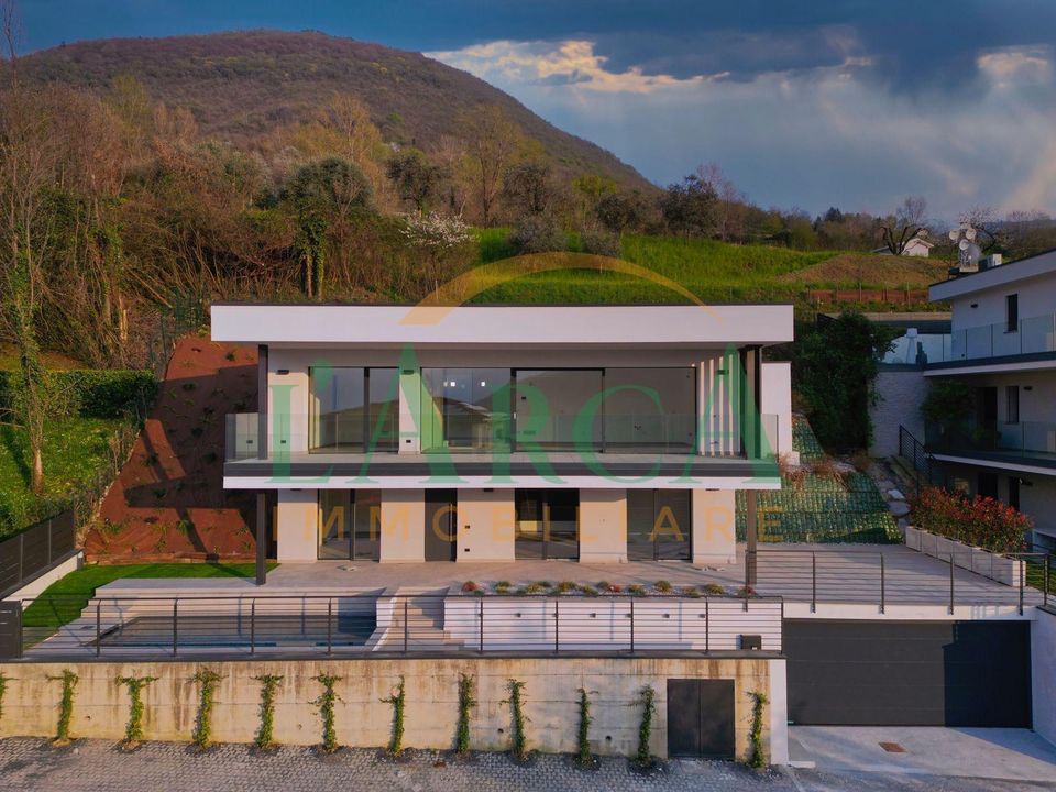 Villa i Sale Marasino, Brescia - foto 4