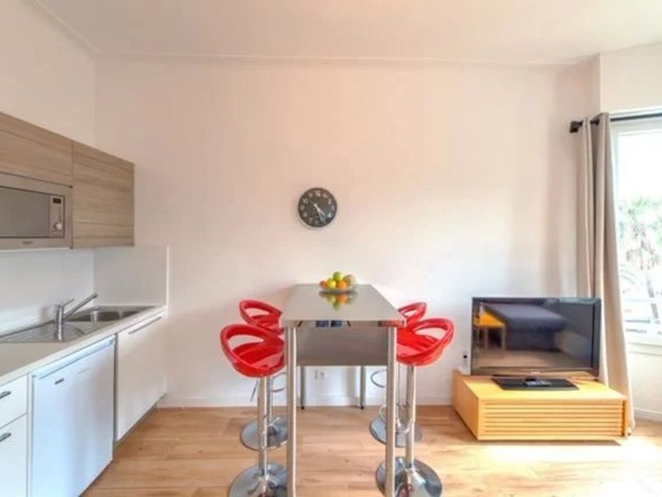 Apartment in Nice, Alpes-Maritimes - photo 4