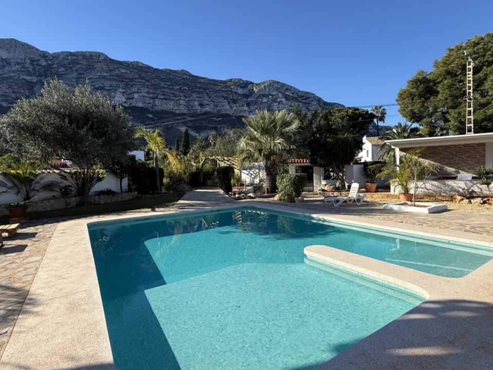 L'establiment comercial a Denia, Alicante - foto 1