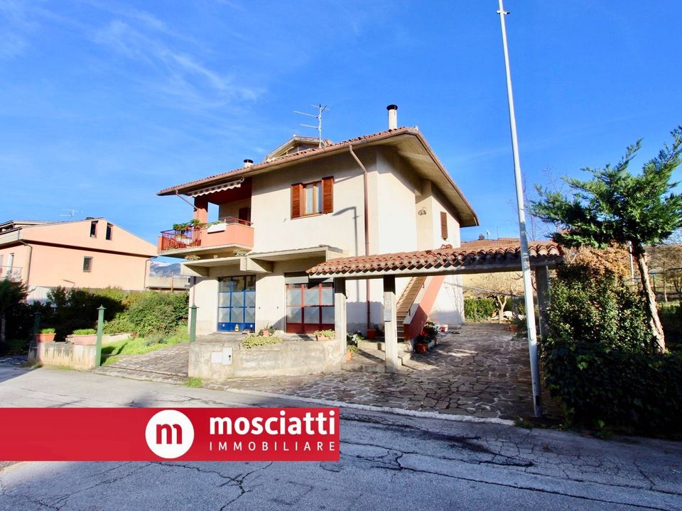 Villa i Matelica, Macerata - foto 1