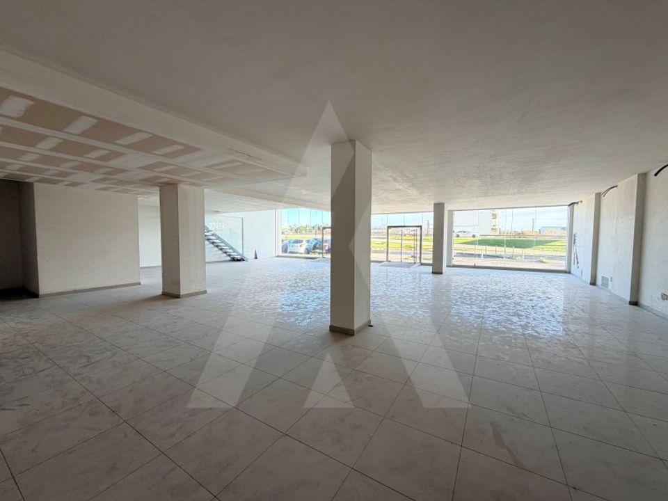 Erhvervsejendom i Aveiro, Aveiro - foto 1