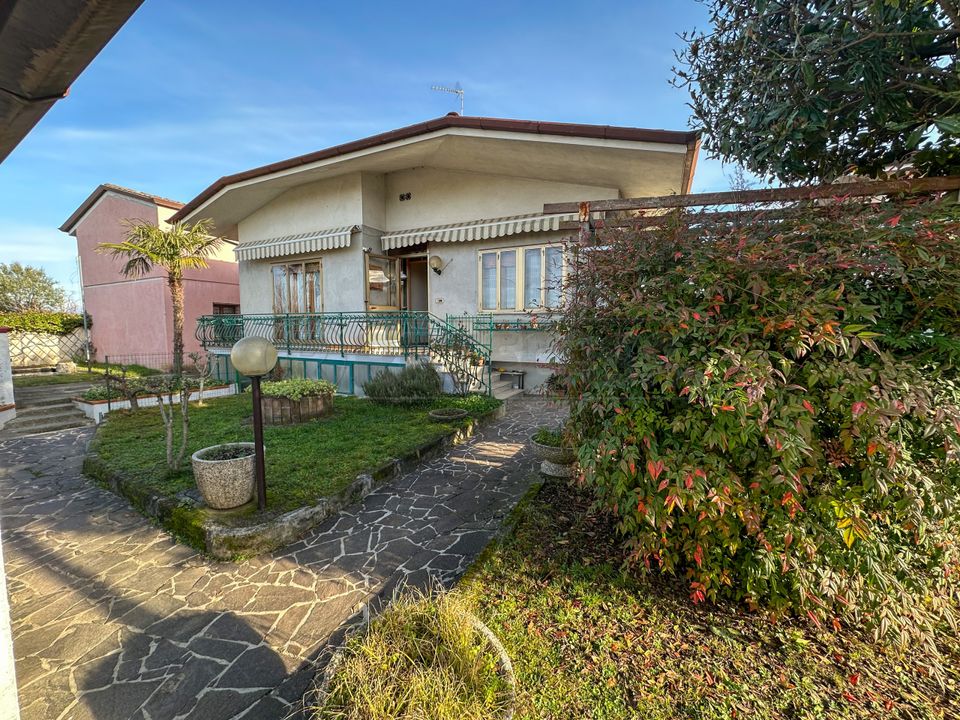 Villa i Chiopris-Viscone, Udine - foto 1