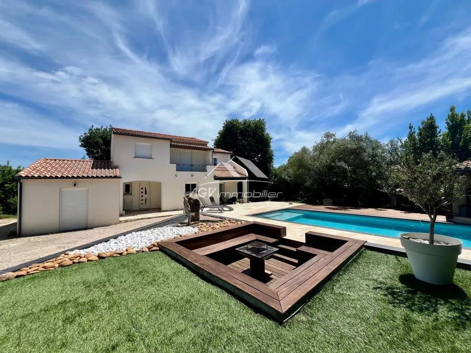 Villa i Alès, Gard - foto 1