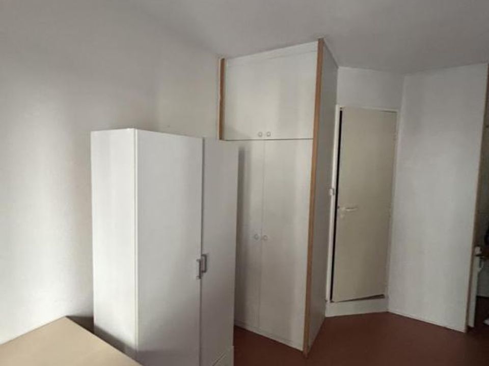 Studio in Nimes, Gard - photo 3