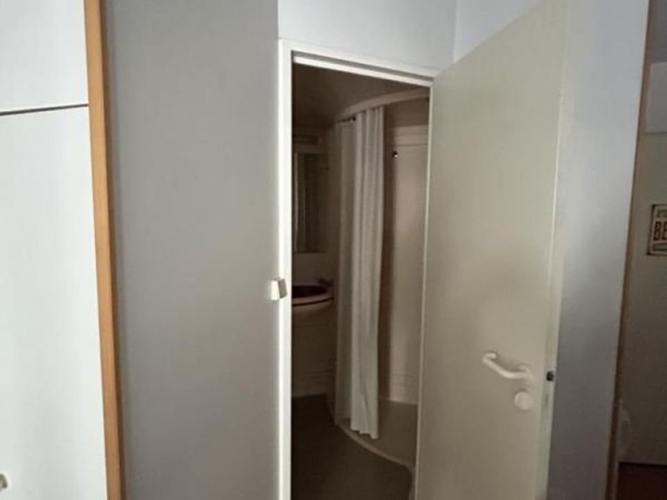 Studio in Nimes, Gard - photo 4