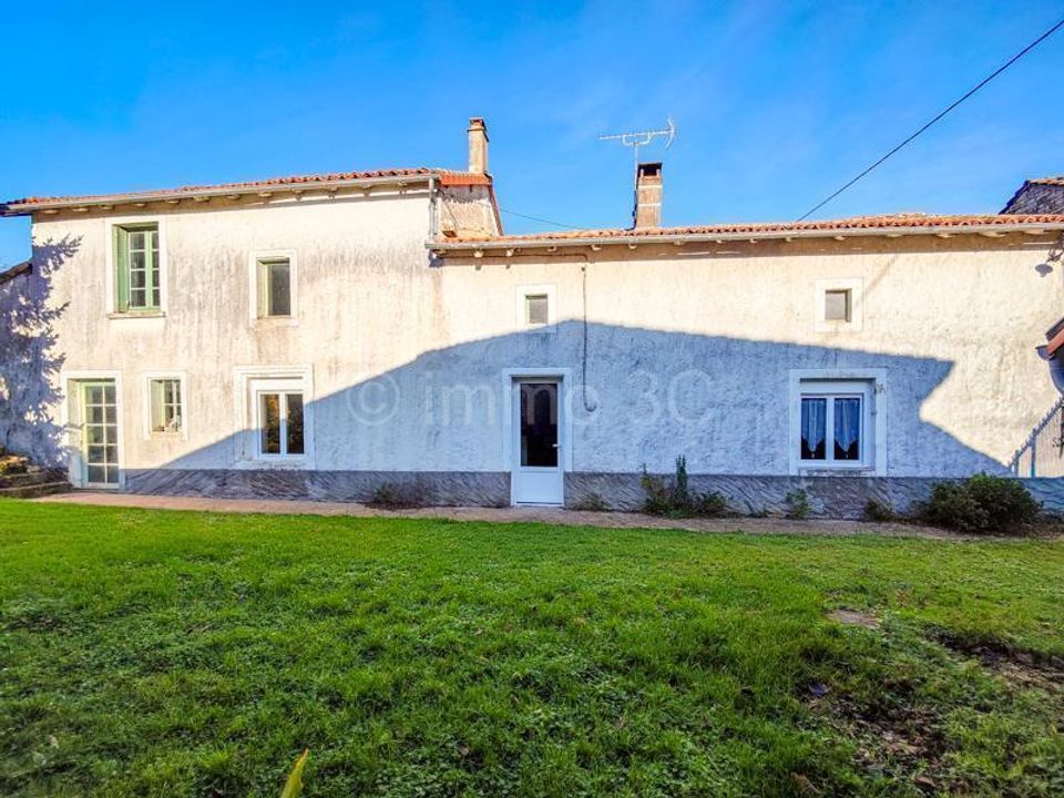Hus på landet i Ruffec, Charente - foto 1