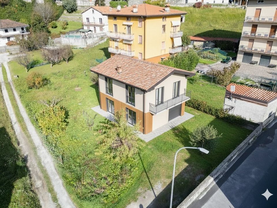 Helårsgrund i Mandello del Lario, Lecco - foto 1