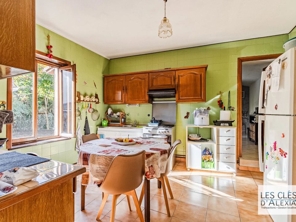 Villa i Villefranche-sur-Saône, Rhone - foto 3