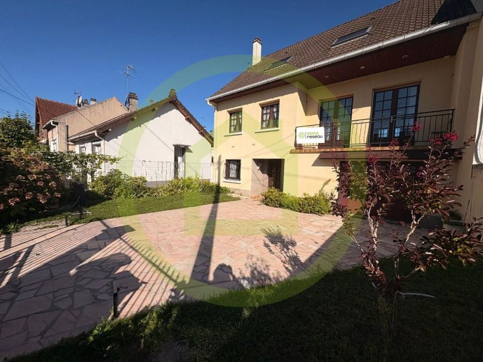 Villa i Pontault-Combault, Seine-et-Marne - foto 1