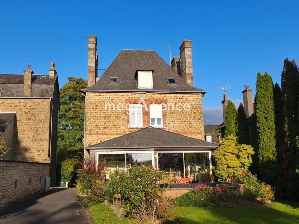 Villa i Saint-Georges-des-Groseillers, Orne - bilde 1