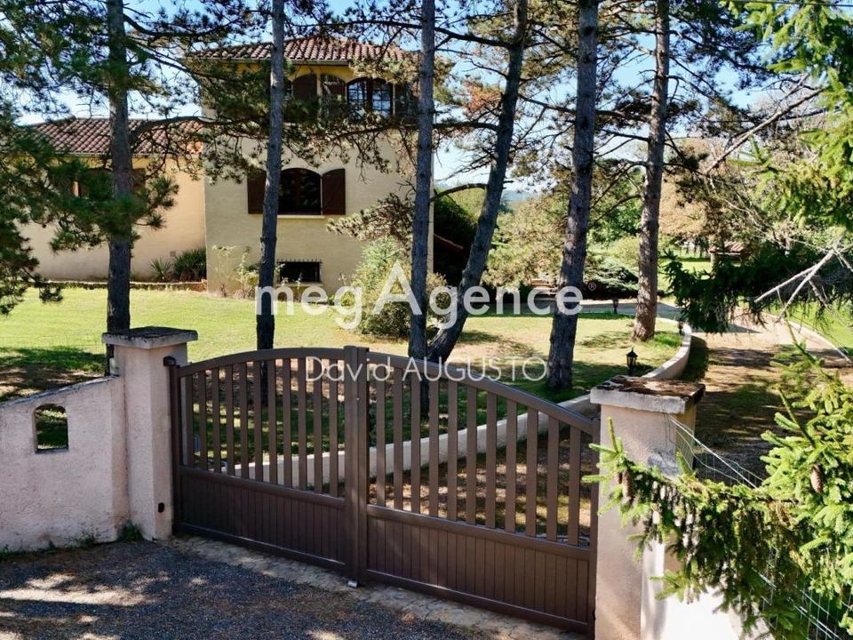 Casa de campo en Bage-Dommartin, Ain - foto 1