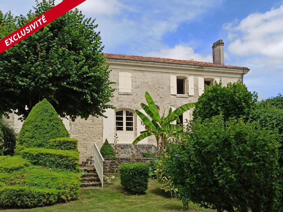 Villa a Saint-Jean-d'Angely, Charente-Maritime - foto 2