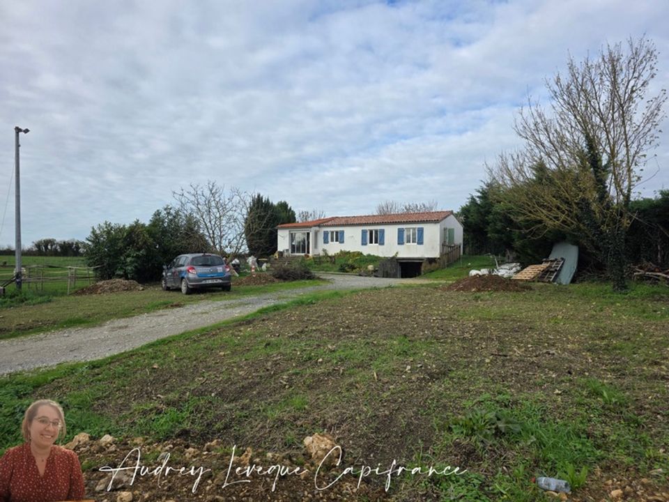 Landsbyhus i Ardillières, Charente-Maritime - foto 1