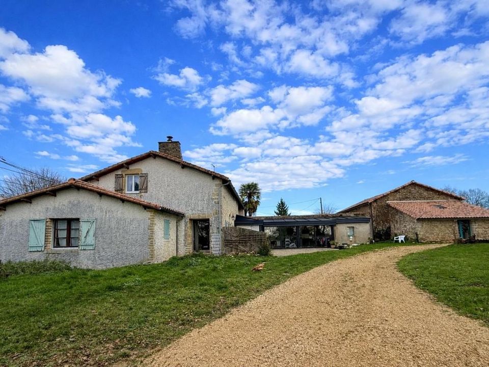 Gård i Saint-Coutant, Deux-Sevres - bilde 2