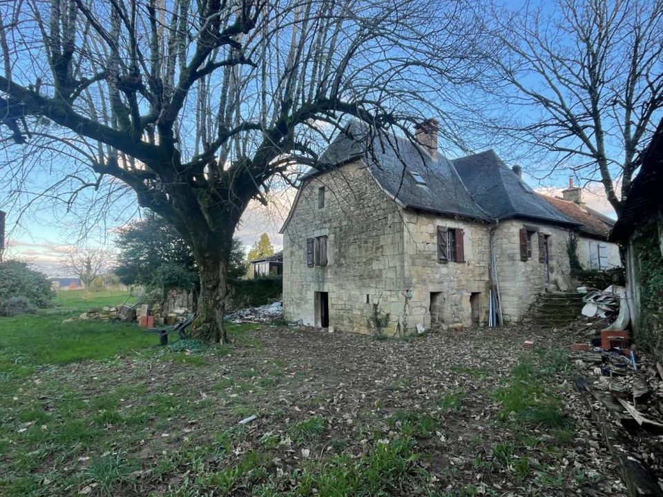 Landsbyhus i Saint-Robert, Correze - bilde 1