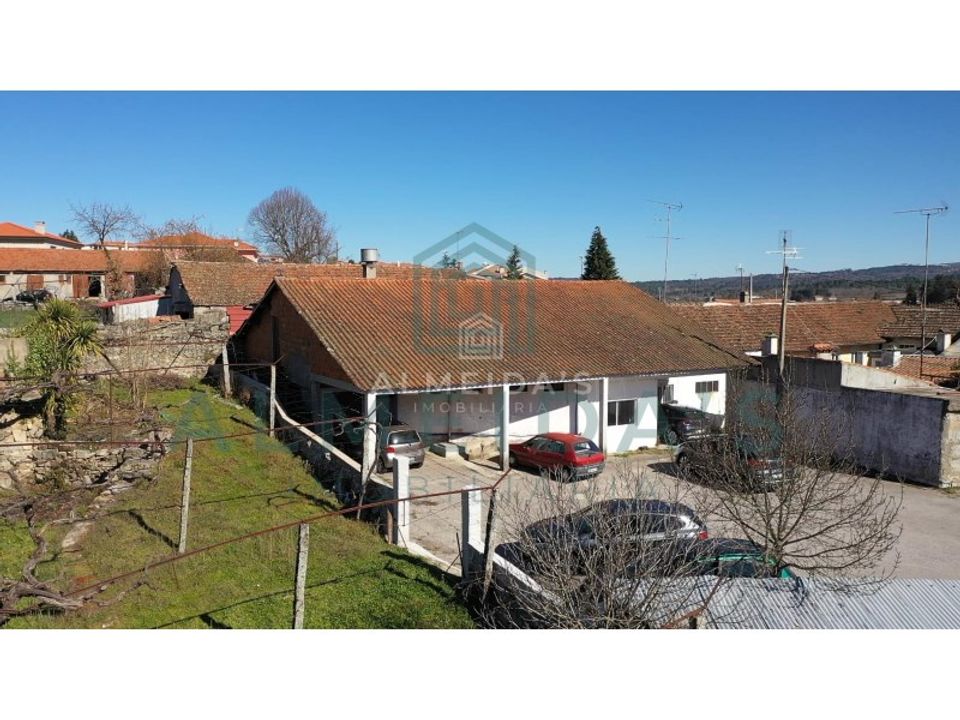 Erhvervsejendom i Vila Pouca de Aguiar, Vila Real - foto 1