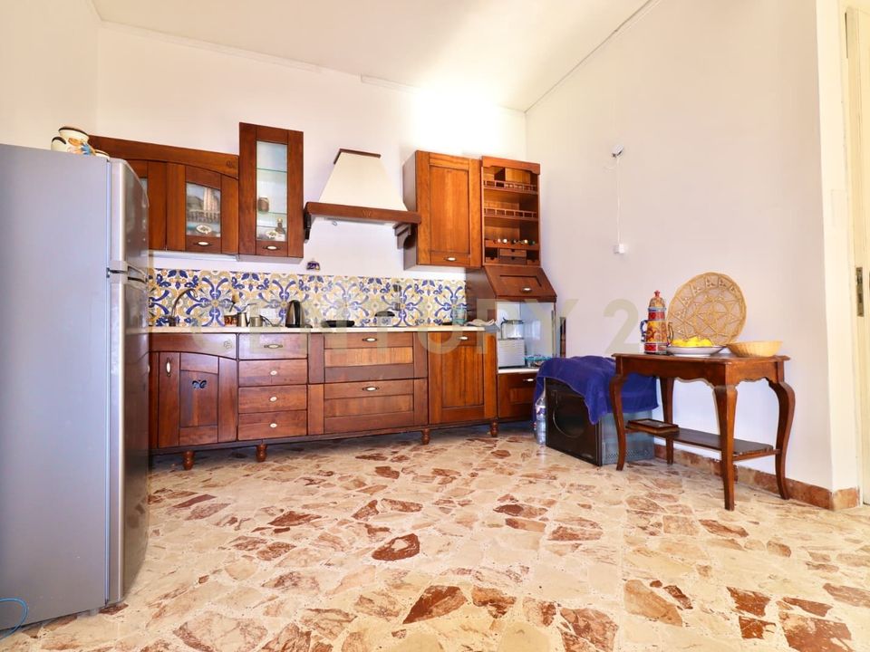 Byhus i Carini, Palermo - foto 4