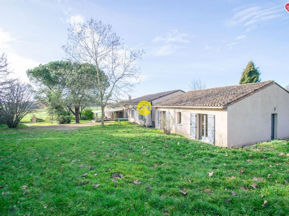 Villa i Beaumont-du-Perigord, Dordogne - foto 1