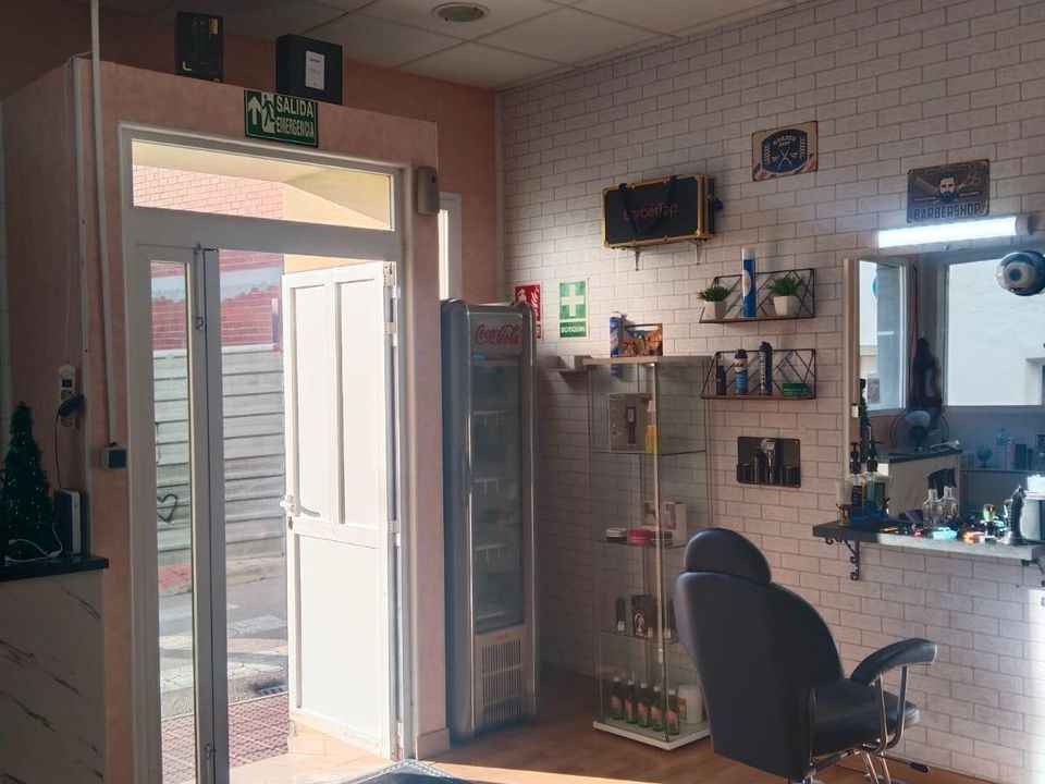 L'establiment comercial a Las Pedroneras, Cuenca - foto 2
