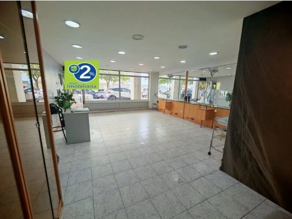 Erhvervsejendom i Almada, Setubal - foto 2
