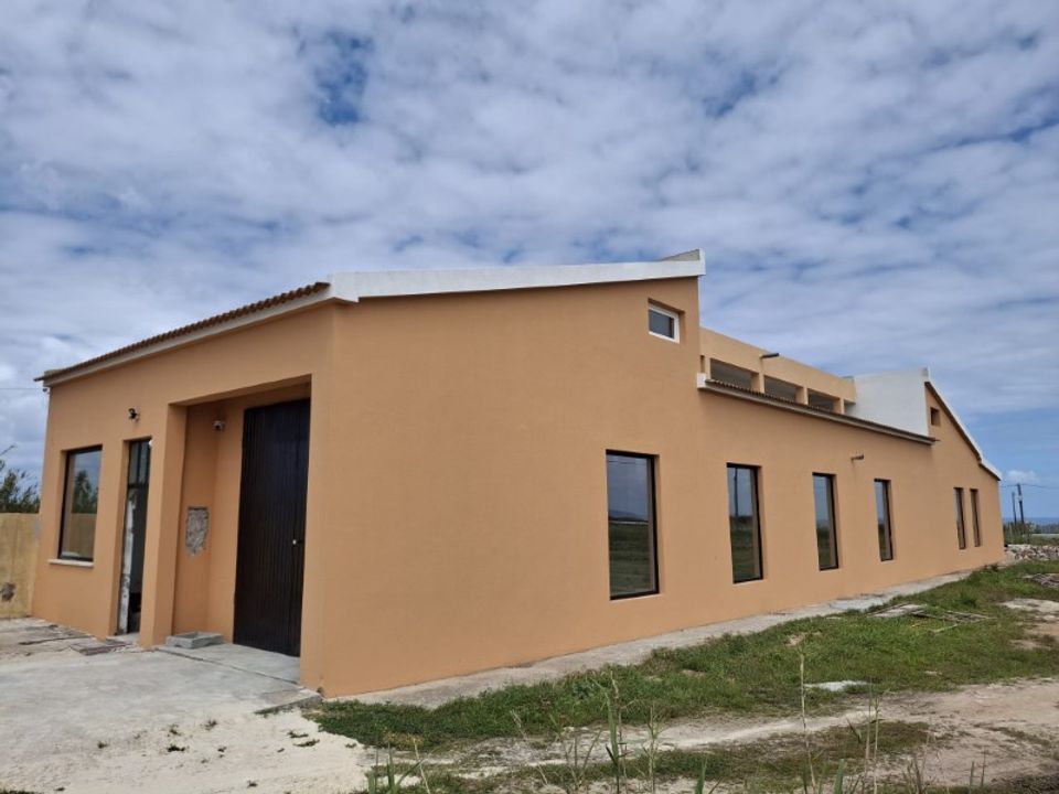 Erhvervsejendom i Ferrel, Leiria - foto 2