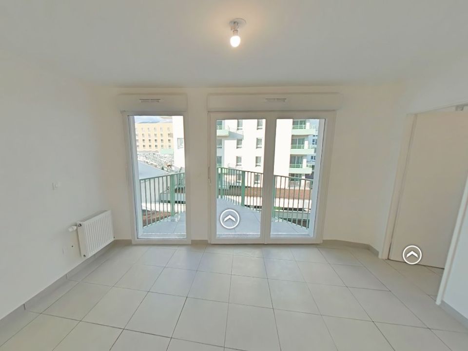 Apartment in Clermont-Ferrand, Puy-de-Dome - photo 1