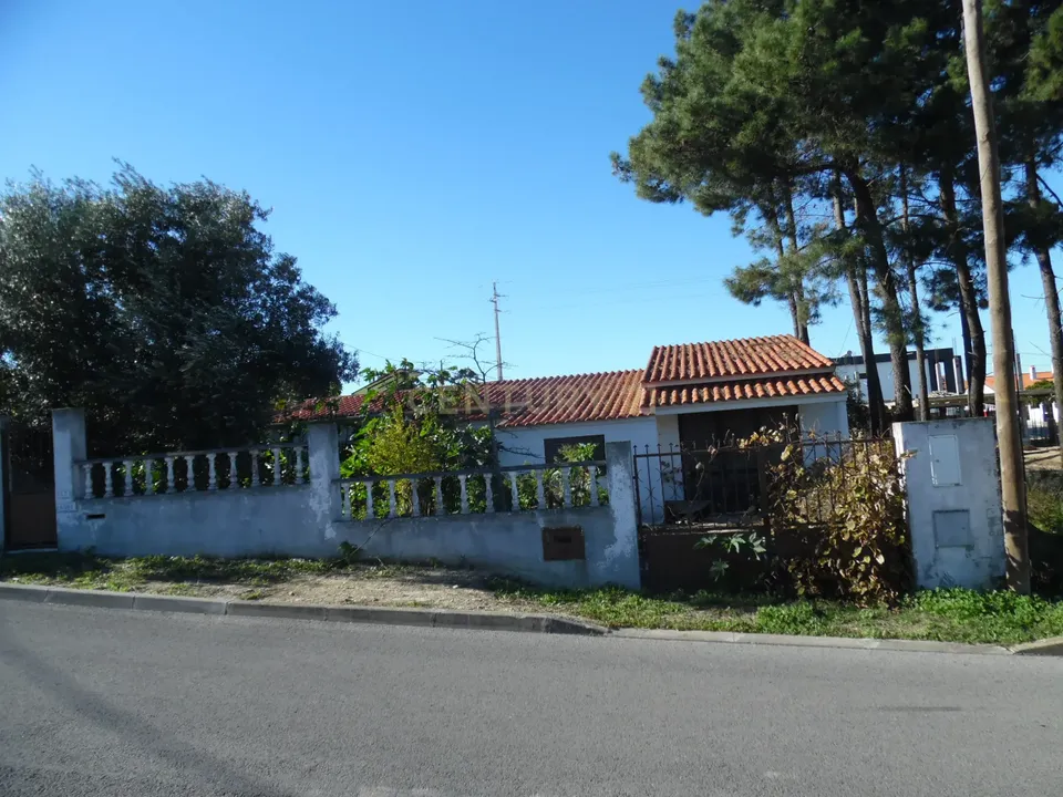 Helårsgrund i Seixal, Setubal - foto 1