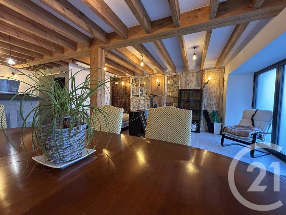 Byhus i Saint-Junien, Haute-Vienne - foto 1