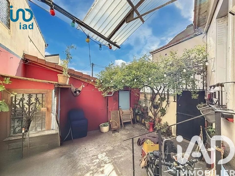 Byhus i Aubervilliers, Seine-Saint-Denis - foto 1
