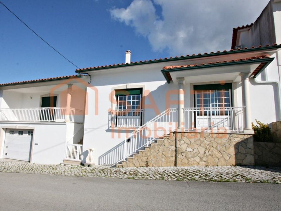 Villa a Batalha, Leiria - foto 1