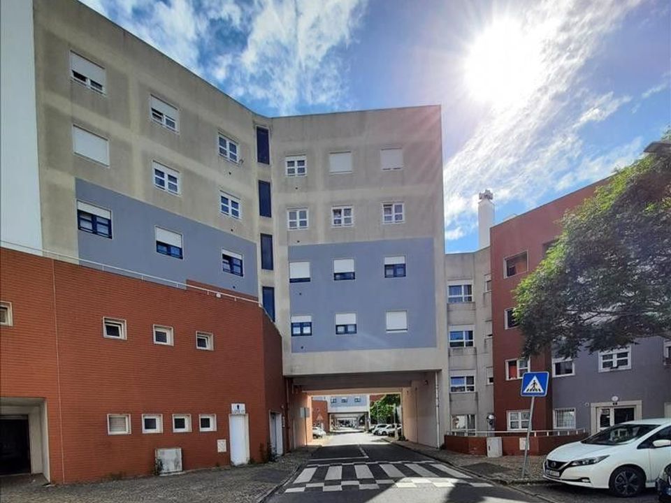 Apartamento en Amadora, Lisbon - foto 2