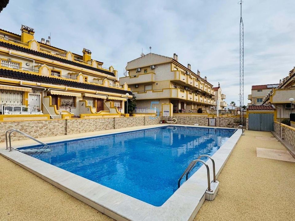 Byhus i La Florida (Orihuela Costa), Alicante - foto 2