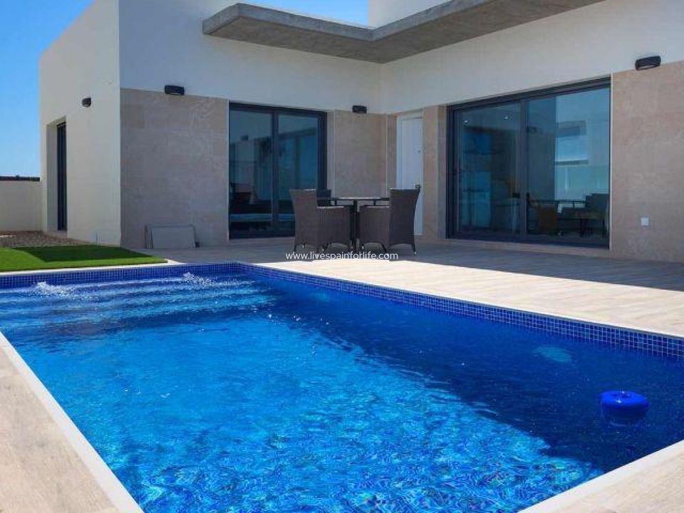 Byhus i Daya Nueva, Alicante - foto 1