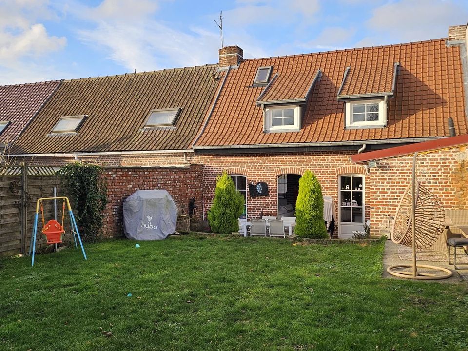 Villa i Neuville-en-Ferrain, Nord - foto 1